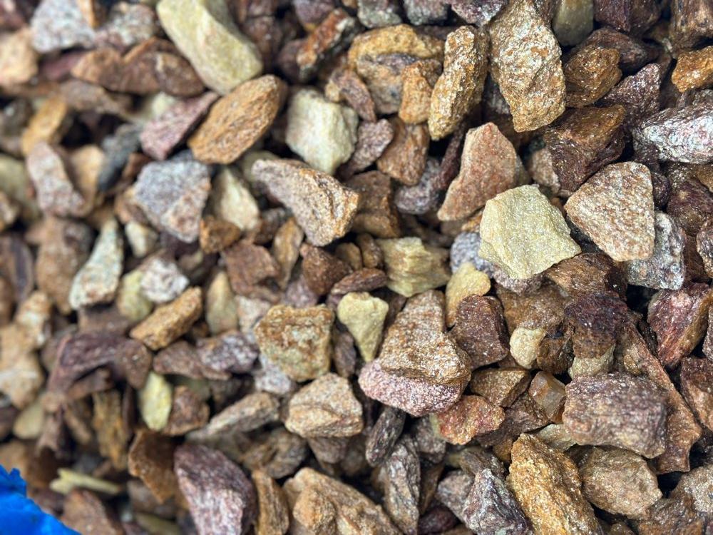 Златолит персиковый декоративная каменная крошка купить в Республике Адыгея