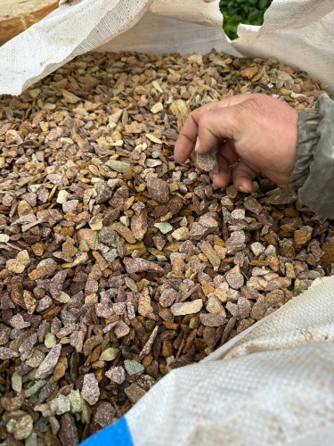 Златолит персиковый декоративная каменная крошка купить в Республике Адыгея