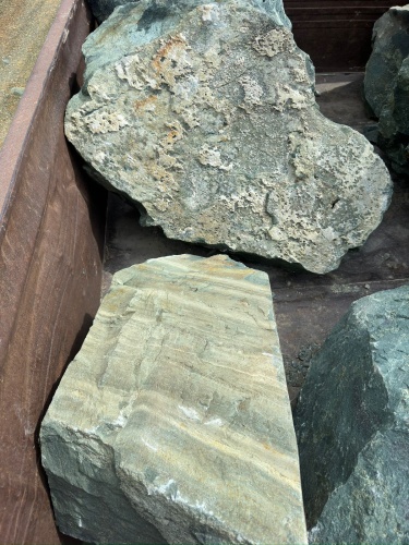 Ландшафтные глыбы зелёные 200-500 килограмм купить в Республике Адыгея