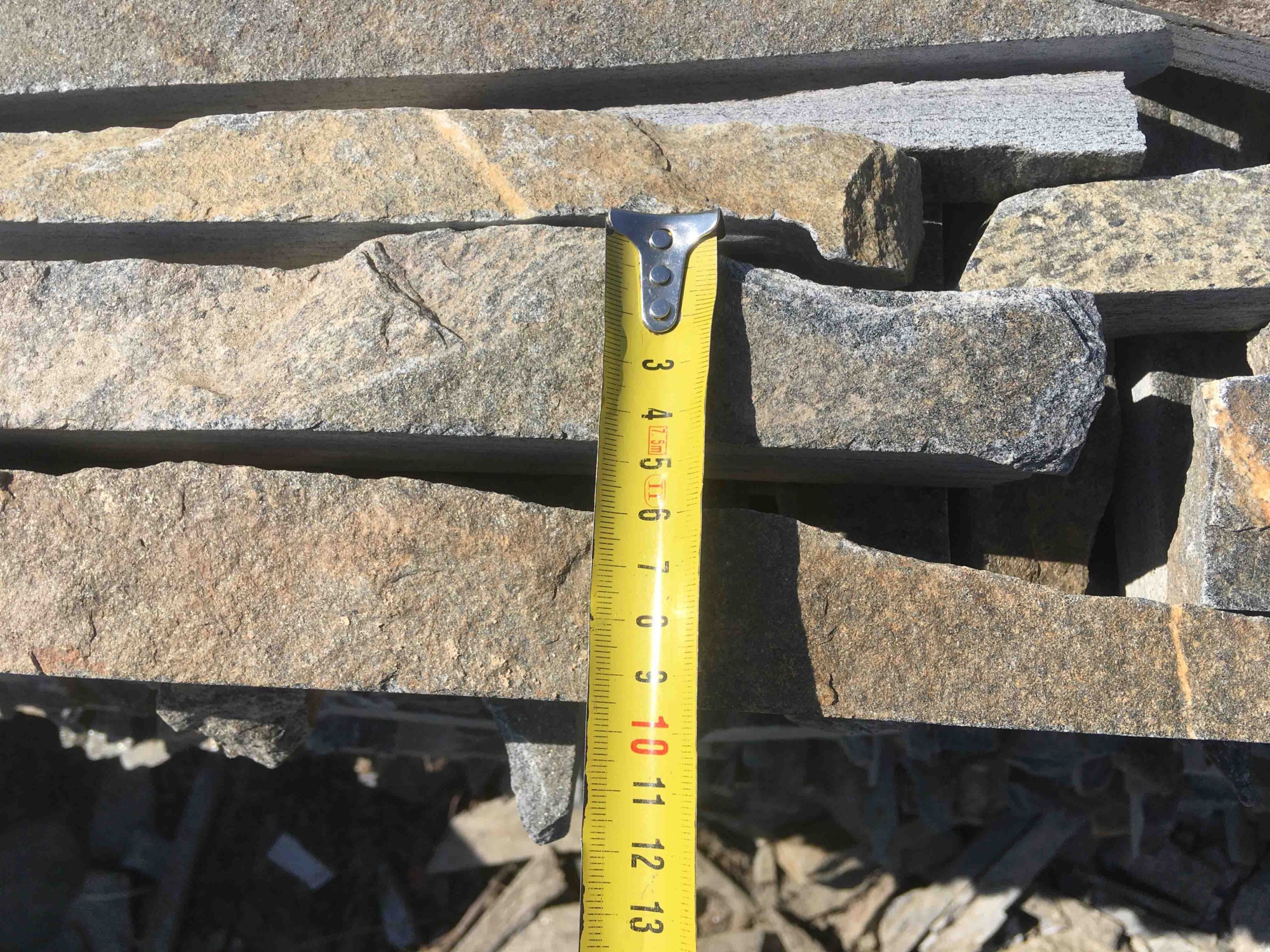 Горбушка златолит мультиколор для облицовки купить в Республике Адыгея