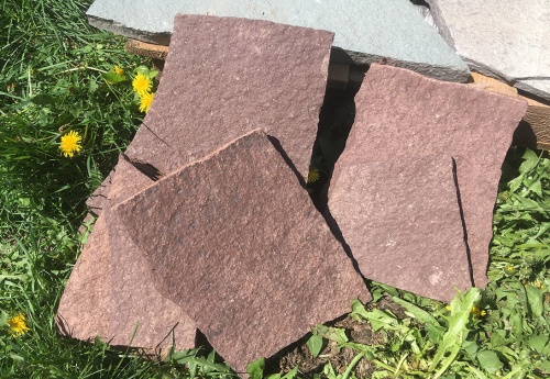 Плитняк лемезит бордовый для цоколя 1,5-2 см купить в Республике Адыгея