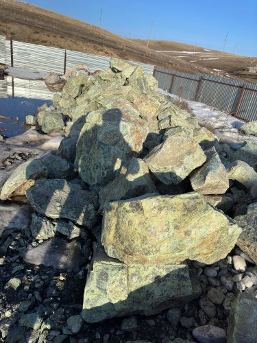 Камни для ландшафтного дизайна зелёные 10-60 килограмм купить в Республике Адыгея