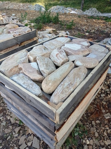 Златолит жёлтый, жёлто-зелёный глыбки и валуны для ланшафтного дизайна купить в Республике Адыгея