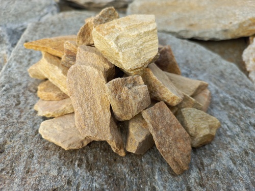 Златолит жёлтый декоративная каменная крошка купить в Республике Адыгея