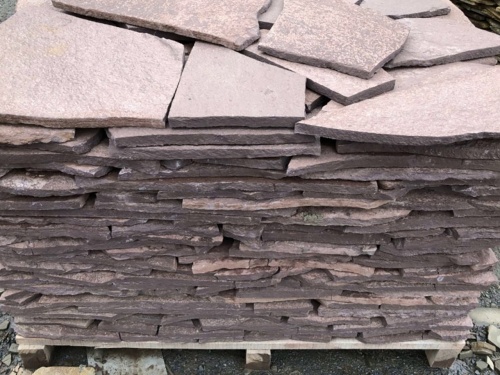 Плитняк лемезит бордовый для облицовки цоколя 20-25 мм  купить в Республике Адыгея