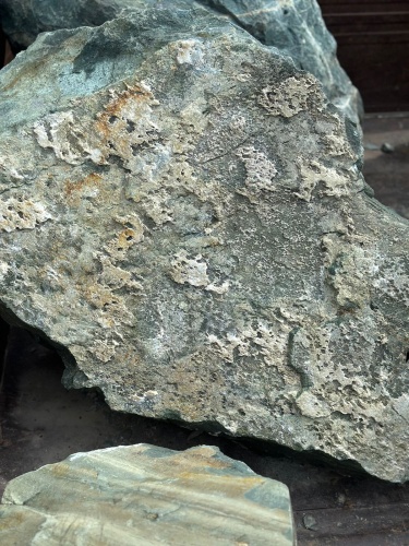 Ландшафтные глыбы зелёные 200-500 килограмм купить в Республике Адыгея