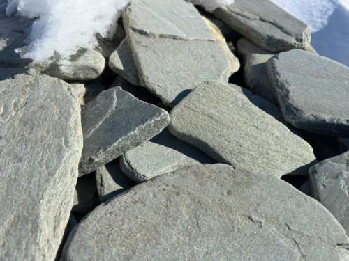 Плитняк златолит зелёный галтованный для цоколя купить в Республике Адыгея